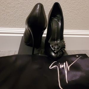 Giuseppe Zanotte Heels